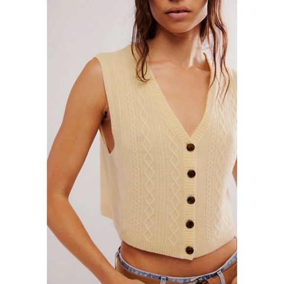 Free People Beatrice Cashmere Vest Sweater Cable Knit in Pastel Yellow Large - Picture 1 of 12